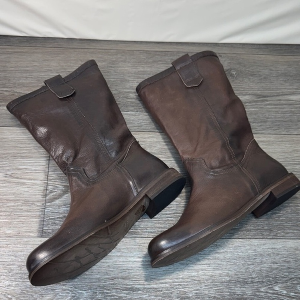 Steve Madden Dark Brown leather Boots made in Italy 🇮🇹 woman’s size 9 (j218)